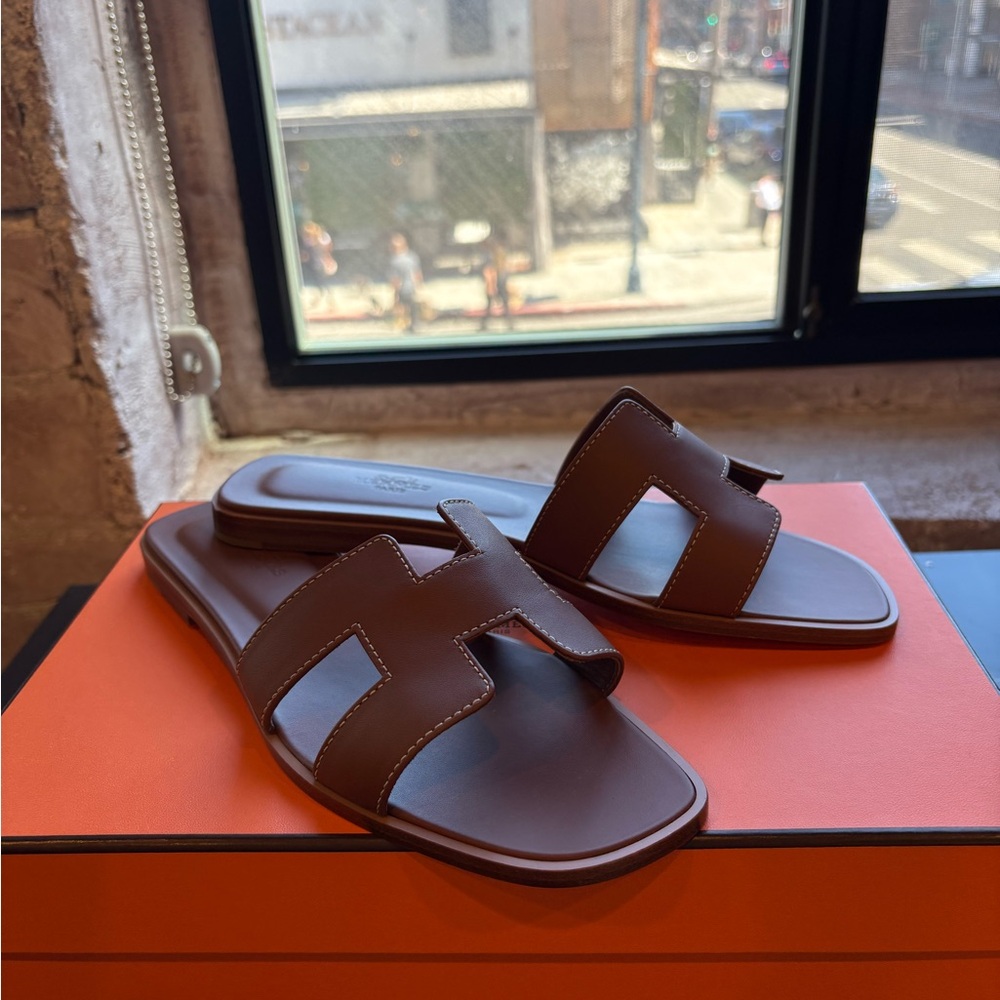 Hermes Brown Women's Leather Sandals
